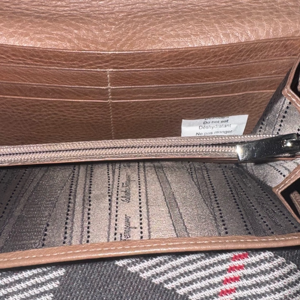Salvatore Ferragamo Brown Leather Wallet with Silver Accent - Picture 9 of 11
